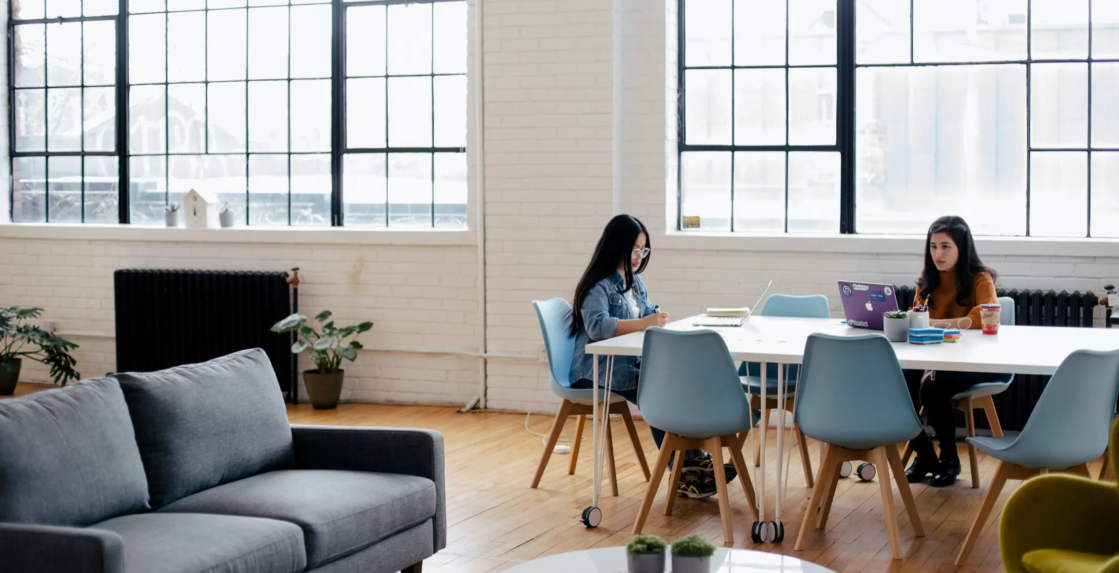 ⎯   Un dia de oficina